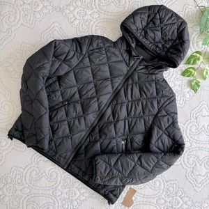 Zara | Women’s Quilted Puffer with Hood in Black XL